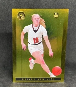 2021 Super Glow Inaugural 1st Ever Hailey Van Lith RC Gold Foil Refractor Rookie - Photo 1 sur 1