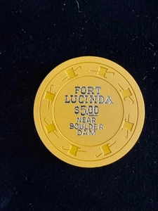 Fort Lucinda $5 Casino Chip, Clark County NV- MINT CONDITION- RARE - Photo 1 sur 2