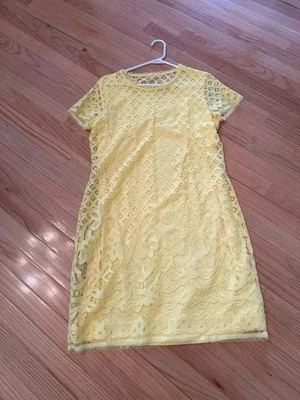 ISAAC MIZRAHI Live Sz S New Lace Stretch Sheath Dress Yellow Short Sleeve - Image 1 of 4