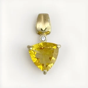 Colgante de diamantes citrinos de oro macizo de 9 quilates 3,72 gramos - 23 x 13 mm - Imagen 1 de 2