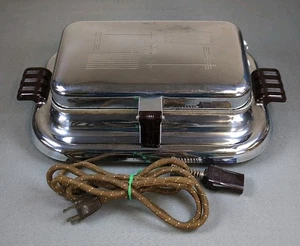 Vintage 1950s GE General Electric USA Made Waffle Iron 49G37 660 Watts 115 Volts - Picture 1 of 7