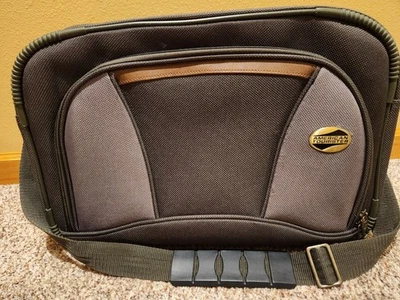 Bolso de Mano American Tourister Bajo Asiento Verde Aerolínea Viaje Personal Foto 1 de 4