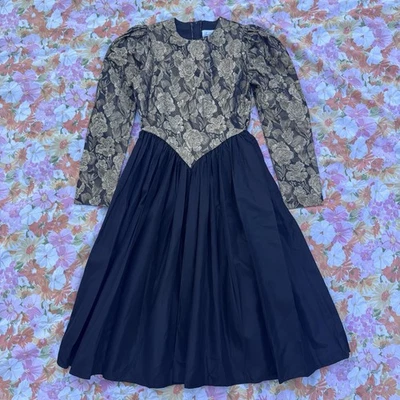 Vestido Jan Briggs Vintage Años 80 Negro Y Dorado Brocado Metálico (S) Foto 1 de 4