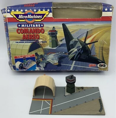 Micro Machines Militare Comando Aereo Gig Lewis Galoob 7002 Vintage 1992 - Immagine 1 di 4