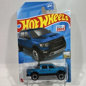 Hot Wheels - #97 '23 RAM 1500 - Blue (2024) - Picture 1 of 6