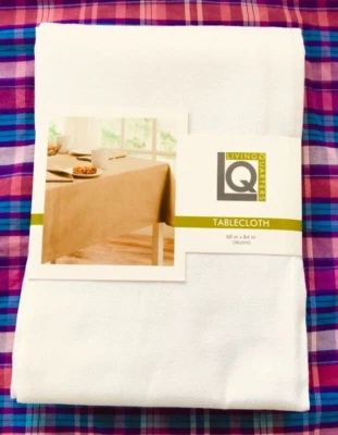 White Tablecloth Oblong 60"x84" - Seats 6-8 - Cotton / Poly - All Occasions NEW Foto 1 de 4