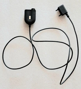 Mobile phone adapter Sony Ericsson for connecting stereo headphones 2xJack 3,5mm - Zdjęcie 1 z 4
