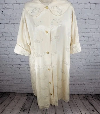 Abrigo de casa vintage Paulette marfil satinado 1940 parisino dorado botón bordado talla 14 Foto 1 de 4