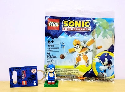 LEGO 854239 Sonic the Hedgehog Llavero y LEGO 30676 Kiki's Coconut Attack Foto 1 de 4