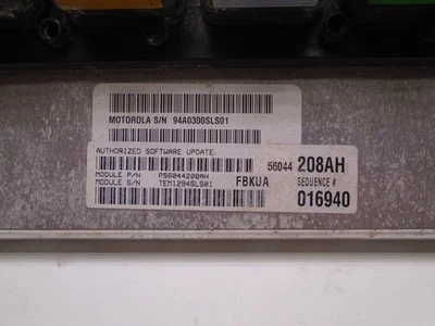 '04 Jeep Liberty ECU ECM Computadora 3.7 litros V6 56044208AH Foto 1 de 2