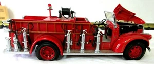 SIGNATURE 1941 GMC FIRE TRUCK - Picture 1 of 7