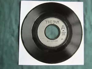 THE JAM - BEAT SURRENDER - 7" 45 rpm vinyl record - Picture 1 of 1