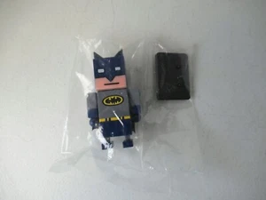 JUSTICE LEAGUE KOREJANAI Series 1 BATMAN Mini Figure - Picture 1 of 1