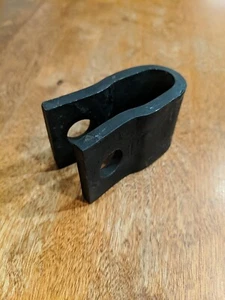 Menge 20 U-Bar Aufhänger Schlegelmäher Messer 9/16 Loch 1-9/16 breit TG3222A Tiger - Bild 1 von 5
