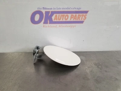 Cadillac Escalade 05 2005 puerta de llenado de combustible blanco perla  Foto 1 de 4