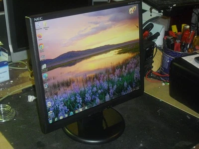 NEC AccuSync LCD93VX 19" LCD Monitor - Image 1 of 4