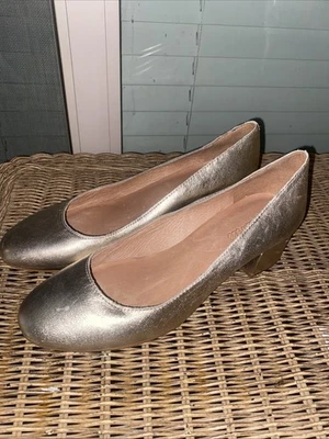 Туфли-лодочки Madewell размер 9,5 на блочных каблуках золотистые - Изображение 1 из 4