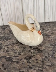 Belleek Ireland Swan Porcelain Creamer Gold Trim 6th Green Mark 1965-1980 - Picture 1 of 10