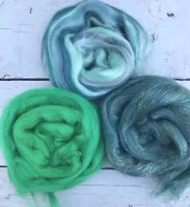 Green set Pure Merino Wool for Needle and wet felting stripy and glitter wool - Picture 1 of 4