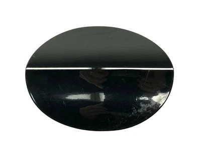 Porta de enchimento de combustível preta 68137577AA compatível com 2015-2017 Chrysler 200 85734 - Imagem 1 de 4