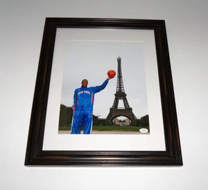 New York Knicks #1 AMARE STOUDEMIRE Signed Autographed FRAMED 11x14 Photo JSA! - Picture 1 of 3