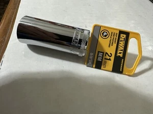 DeWalt 21mm x 3/8" Dr Deep Polished Chrome Socket DWMT96-3620SP 6Pt - Picture 1 of 3