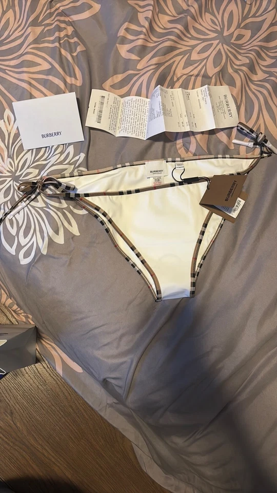 Parte inferior de bikini Burberry blanca Foto 1 de 1