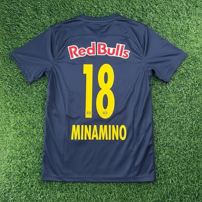 Camiseta deportiva visitante Red Bull Salzburg 2019 2020 kit - Takumi Minamino - US M Foto 1 de 4