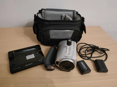 SONY HANDYCAM DCR-SR32E 30Gb HDD Camcorder, Handycam Station, no mains adapter  - Image 1 of 4