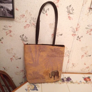 Bueno Brown Purse Elephant Jungle Safari - Picture 1 of 17