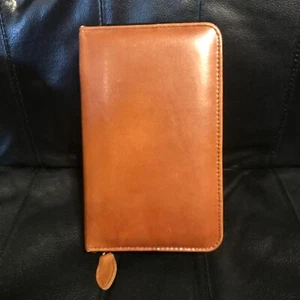 Day-Timer® Zippered Planner Camel Brown British Tan 6 rings Leather with calc - Imagen 1 de 10