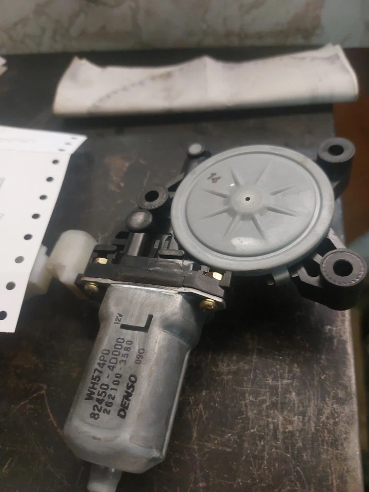 Driver Left Power Window Motor Front Fits 06-11 SEDONA 263334 - Image 1 of 1