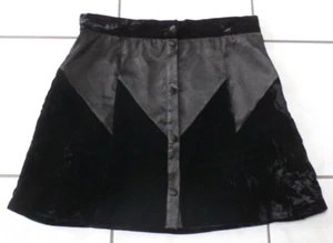 House of Harlow 1960 X Revolve Women Black velvet Skirt XL Goth Grunge G970 - Picture 1 of 9