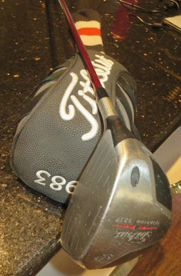 W@W Titleist 983K Titanium Head Driver 8.5 Deg. Grafalloy Stiff RH + Head Cover - Image 1 of 4