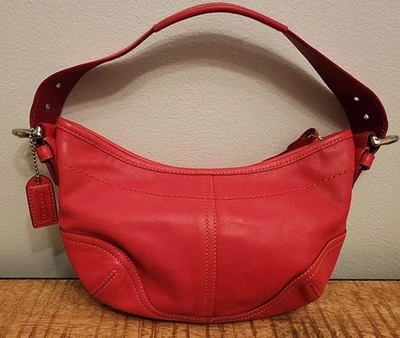 Bolsa de ombro vintage Y2K COACH Soho Hobo 9541 couro coral brilhante - Imagem 1 de 4