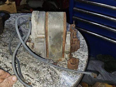 Vintage International Harvester IHC Farmall Type E4A Magneto Regular Mccormick  - Image 1 of 4