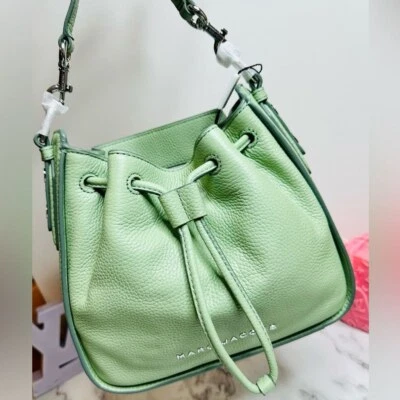 NOVO!! Mini bolsa balde Marc Jacobs couro verde perfeito - Imagem 1 de 4