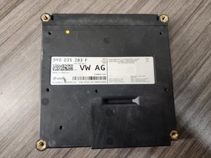 2021 Porsche 911 Cayenne Mobile Phone Control Module  P/N 9Y0 035 283 F - Picture 1 of 7