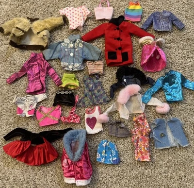 MATTEL BARBIE Lot of 26 pieces Barbie Skipper Clothes GUC #13 Shirts / Tops — 第 1/4 张图片
