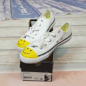 yellow converse size 3