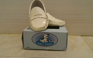 Tinny Shoe Charol Blanco 6702 EU Size 20 USA SIZE 4 - 18-24 Months - Picture 1 of 4