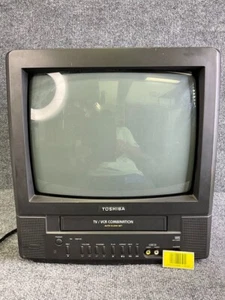 Toshiba MV13M2 13" CRT TV/VCR Combo – Tested – No Remote – Retro Gaming - Picture 1 of 8