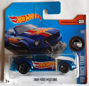Hot Wheels 2005 Ford Mustang - HW Race Team [8D]