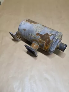 John Deere Schalldämpfer LVU26230 für kompakte Allzwecktraktoren - Bild 1 von 3