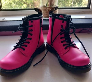 Dr. Martens 1460 T Glattleder Kinder Stiefel UK Größe 9 - Hot Pink - Bild 1 von 11