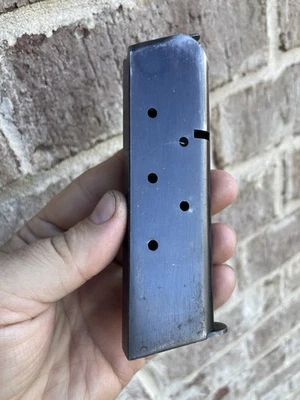 Original WW2 COLT 1911 .45  USGI Pinned Base Magazine WWII 1939-1941 Army Singer - Image 1 of 4