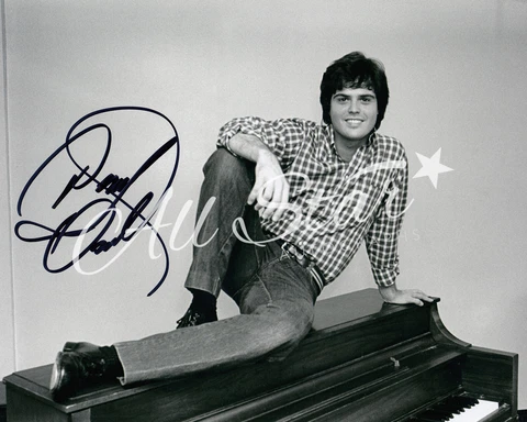 THE OSMONDS - Donny Osmond Signed Photograph 06 (SCHT) Cover