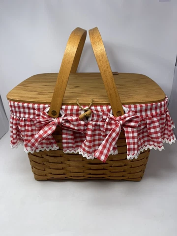 1994 Longaberger Large Picnic Basket W/Red Plaid Liner, Plastic Liner & Tray Cover