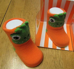 NUEVO CON ETIQUETAS Nuevos Calcetines Trumpette T-Rex Dinosaurio Naranja Talla 0-12 Meses Regalo en Caja - Imagen 1 de 3
