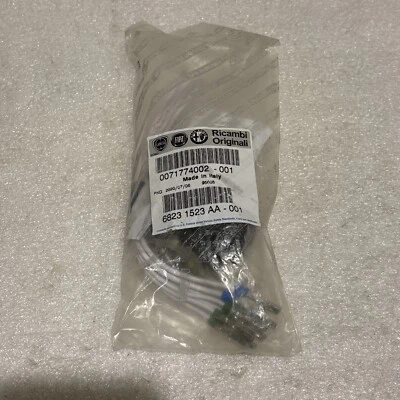 Conector eléctrico de faros genuino Mopar 2015-2021 Jeep Fiat Ram 68231523AA Foto 1 de 4